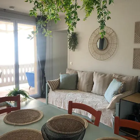 Sur Mer, 6 Couchages, Piscine Et Terrasse * Soulac-sur-Mer