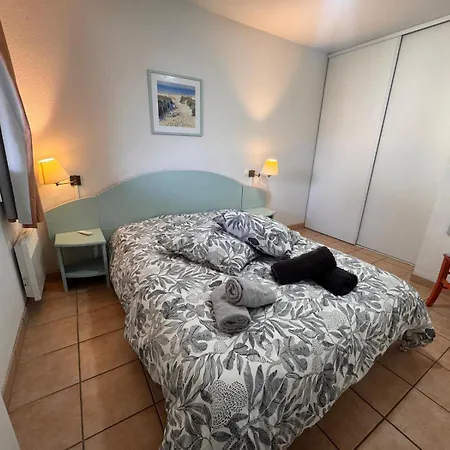 Apartment Sur Mer, 6 Couchages, Piscine Et Terrasse *