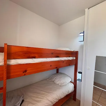 Apartment Sur Mer, 6 Couchages, Piscine Et Terrasse